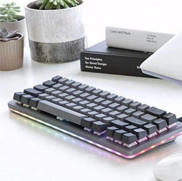 Drop ALT Mechanical Keyboard — 65% (67 Key) Gaming Keyboard-(Halo Clear, Gray) - Picture 4 of 7